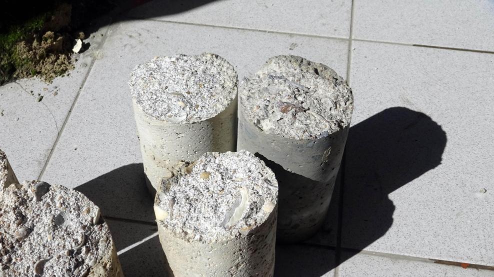 Polis eşliğinde karot örneği alındı