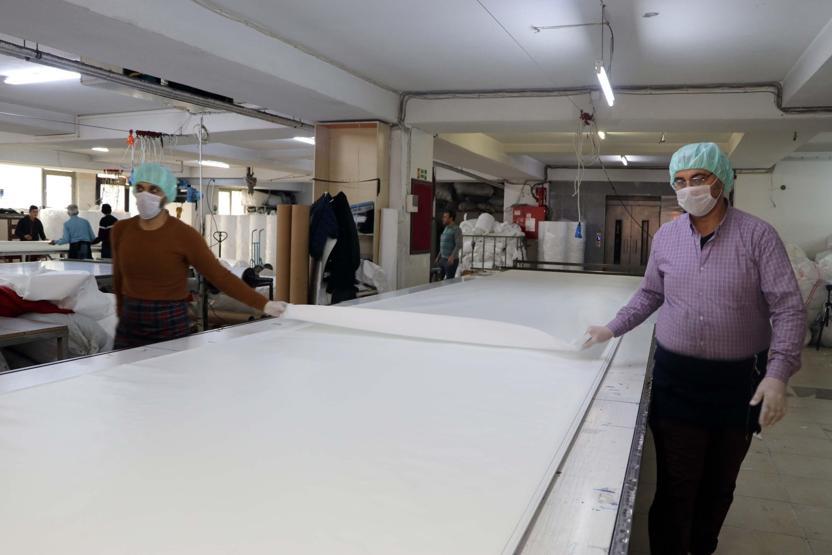 Koronavirüse karşı koruyucu tulum siparişleri patladı