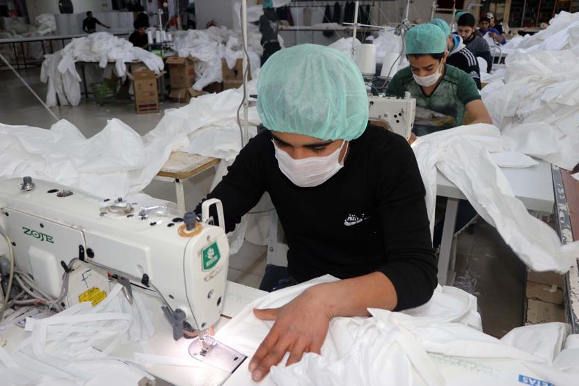 Koronavirüse karşı koruyucu tulum siparişleri patladı