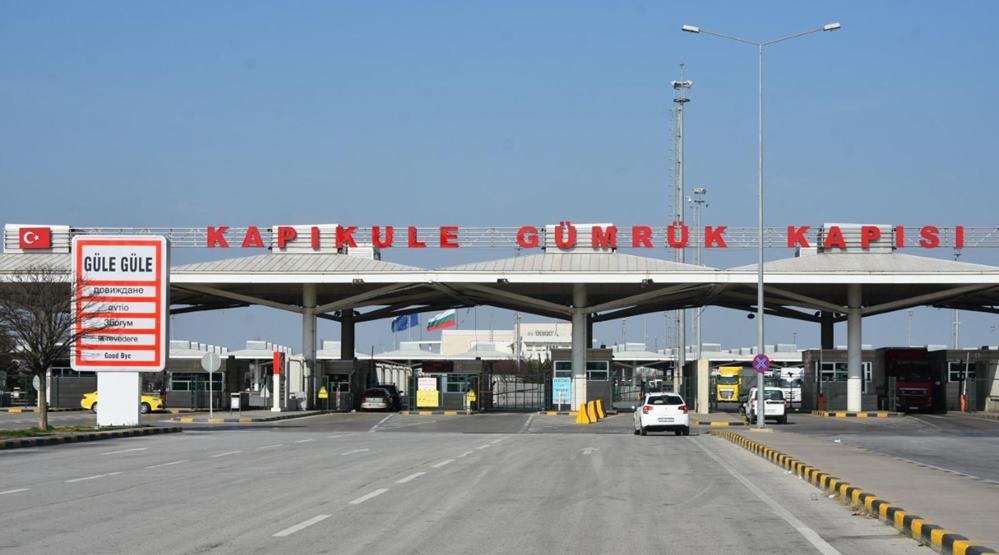 Avrupanın 9 ülkesinden gelenler sınır kapılarından geri dönüyor