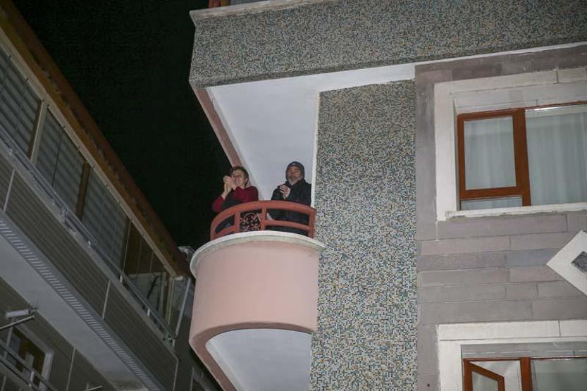 Tüm Türkiyeden sağlık çalışanlarına destek