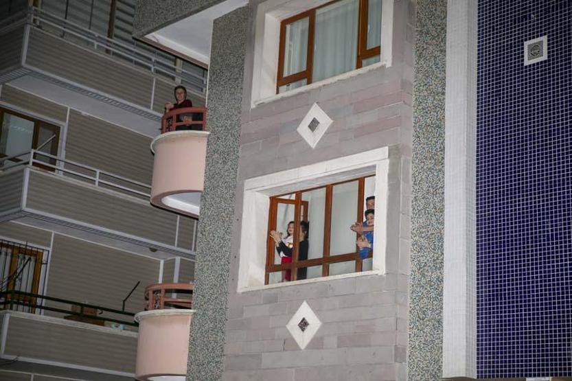 Tüm Türkiyeden sağlık çalışanlarına destek