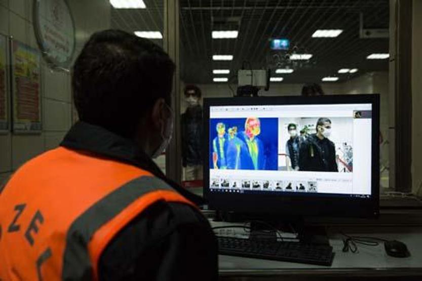Tüm istasyonlara yerleştirildi Yolcular böyle izleniyor