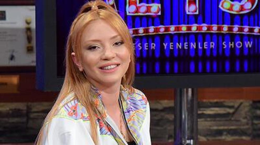 Ece Seçkin marifetli çıktı