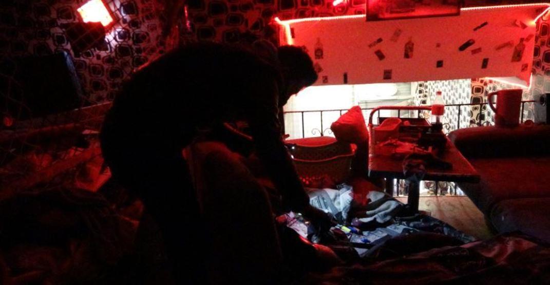 İstanbul’da dükkanında basılan “torbacı berber yakalandı