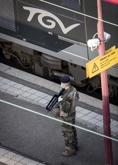 Fransada bir hızlı tren yoğun bakım ünitesine çevrildi
