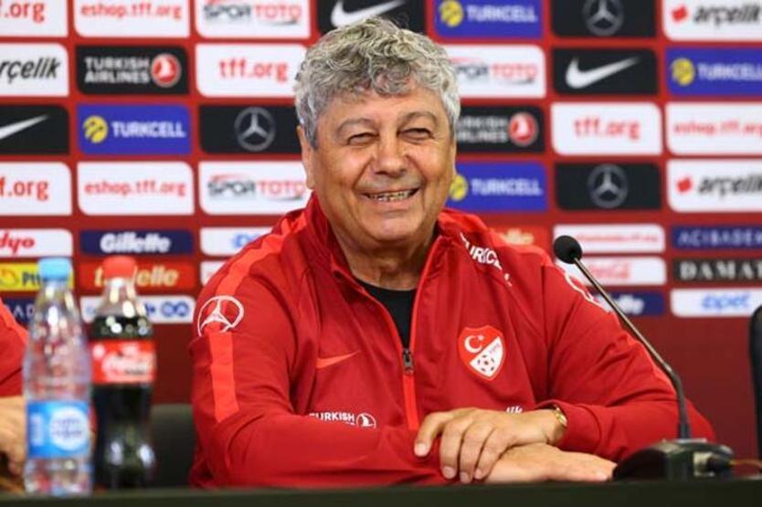 Mircea Lucescu: Yeni dönem genç futbolcuların olacak