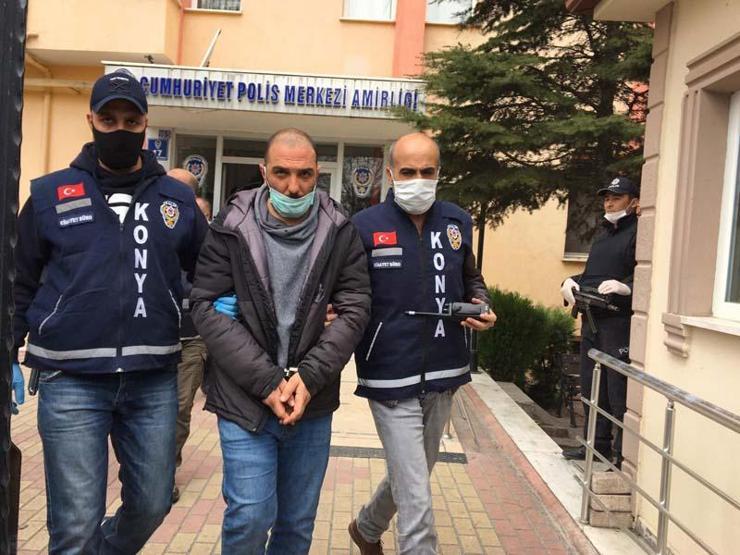 3 arkadaşını öldürüp namus meselesi dedi, halüsinasyonlar gördüğü ortaya çıktı