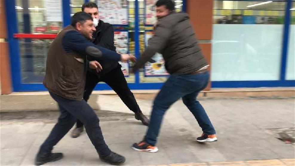 ‘Kavga var’ diye çağrılan polislere pasta sürprizi