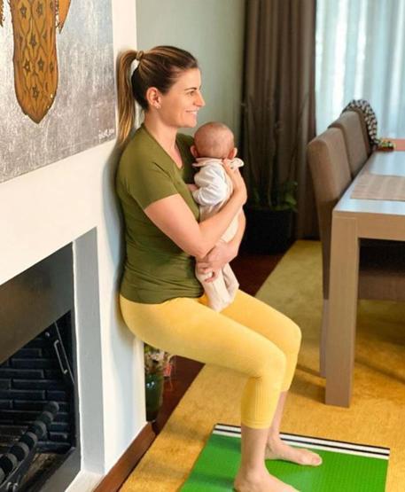 Ece Vahapoğlu canlı yayında karantina günlerini anlattı