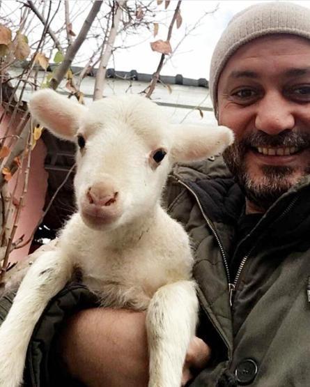 İşte Hüsnü Şenlendiricinin yeni hayatı