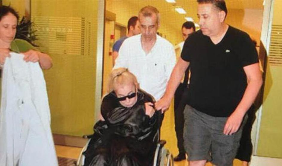 Zerrin Özer ile Murat Akıncı aynı evde mi yaşıyor