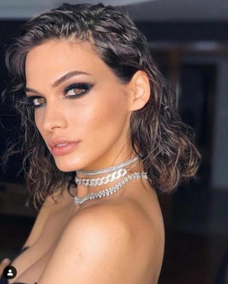 Sürpriz aşk Burak Denizin yalnızlığı Beste Kökdemir ile bitti