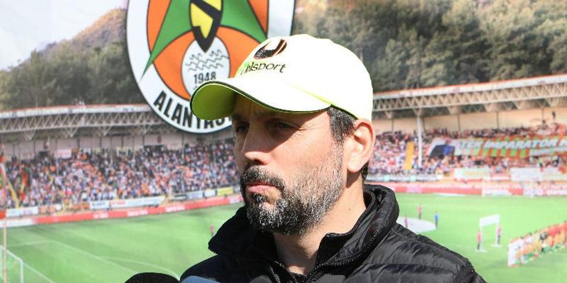 Beşiktaşın eski hocası Fenerbahçeye