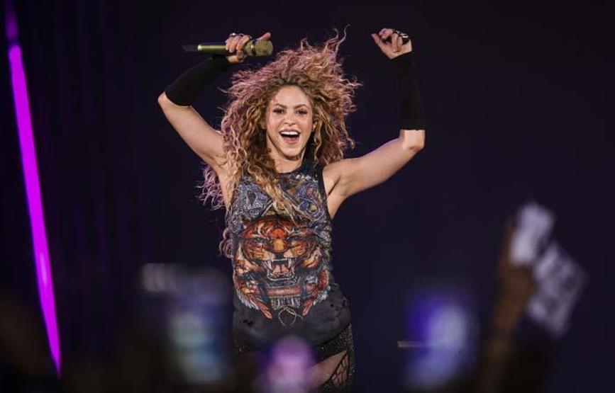 Shakira karantinayı fırsat bilip diploma aldı