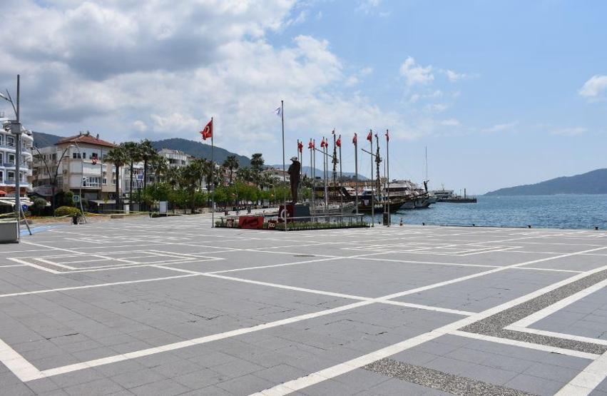 Antalya ve Muğlanın turistik bölgeleri en sakin günlerini yaşıyor