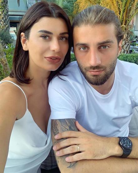 Ebru Şancı Öztürkten karnı burnunda ilk poz