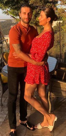 Ebru Şancı Öztürkten karnı burnunda ilk poz