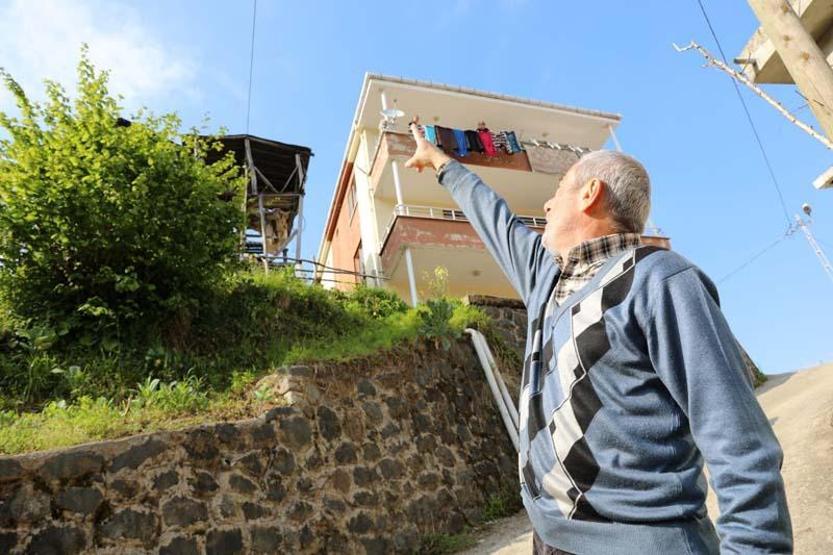Gökyüzünde görülen sıralı parlak cisimler heyecanlandırdı