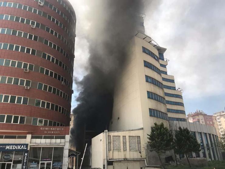 Gaziantepte 11 katlı otelde yangın
