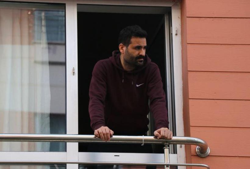 Karantinadan çıkan küçük Şura babasına koştu
