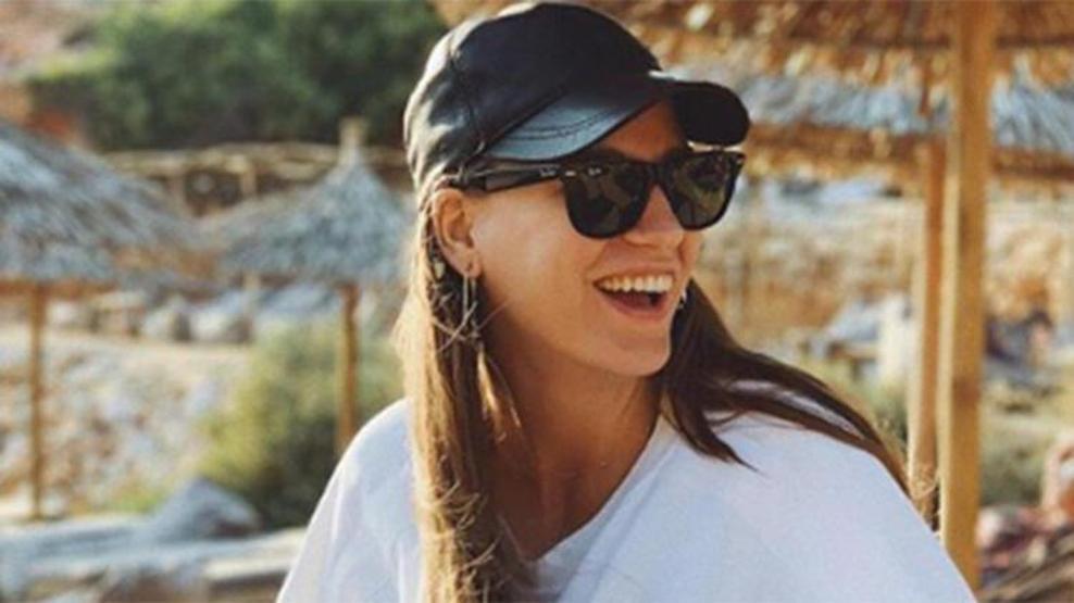 Serenay Sarıkayanın 90 bin liralık fotoğrafı