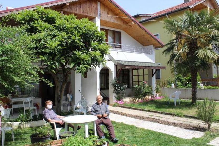 Yazlıkçılar salgın korkusuyla evlerine kapandı