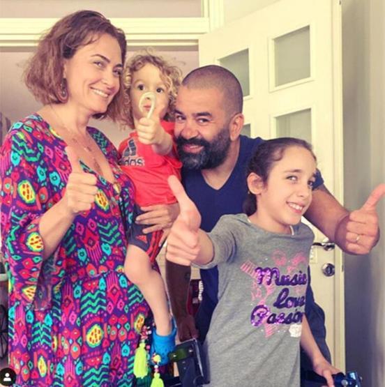 Ceyda Düvenciden baba-oğul paylaşımı: İkisine de aşığım