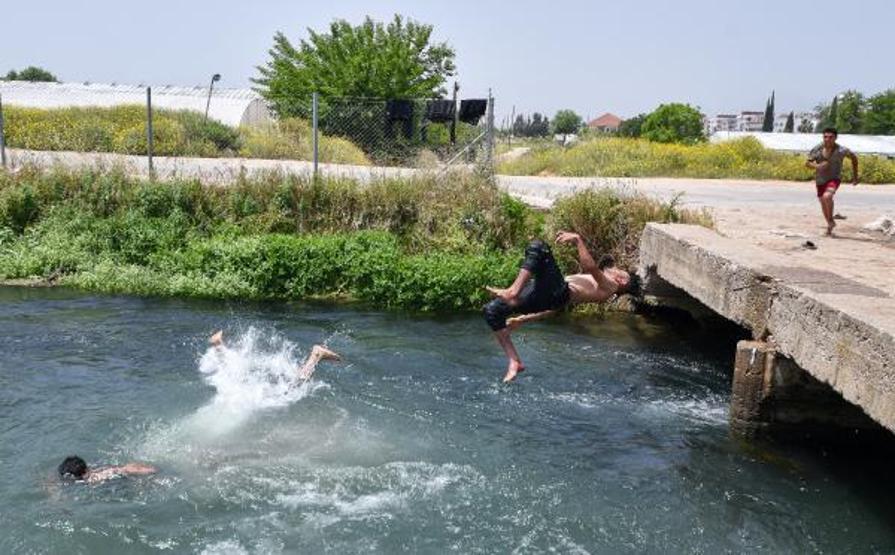 Antalyada hava sıcaklığı 35 derece