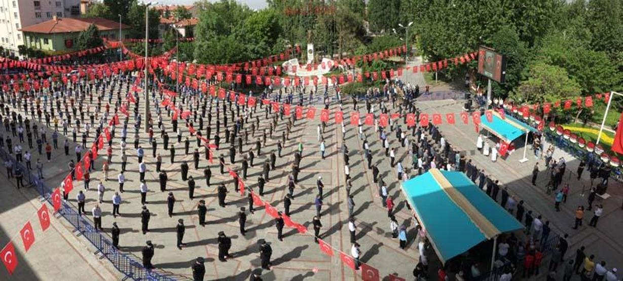 Şehit Yüzbaşı Çiftçi, son yolculuğuna uğurlandı