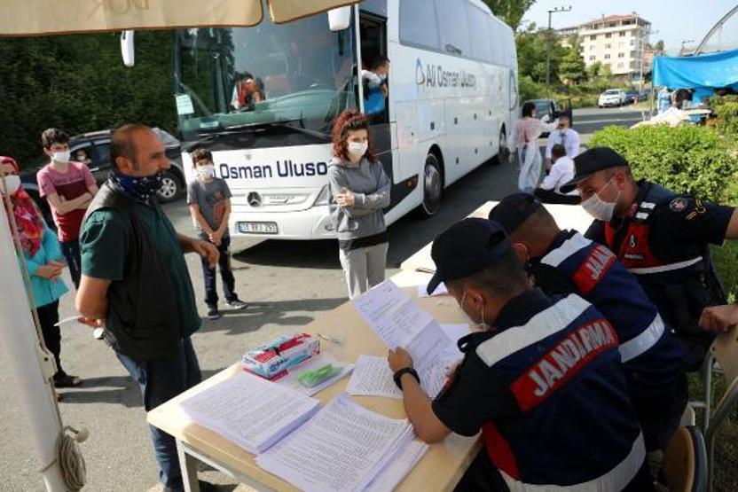 Çay toplamak için memlekete gidiş kuyruğu sürüyor