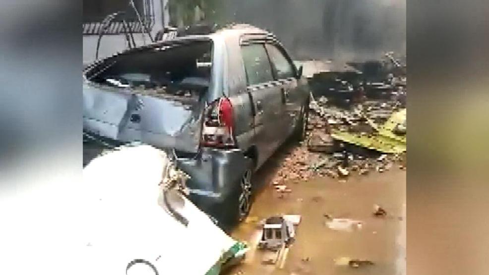 Son dakika... Pakistandaki uçak kazasından ilk görüntüler
