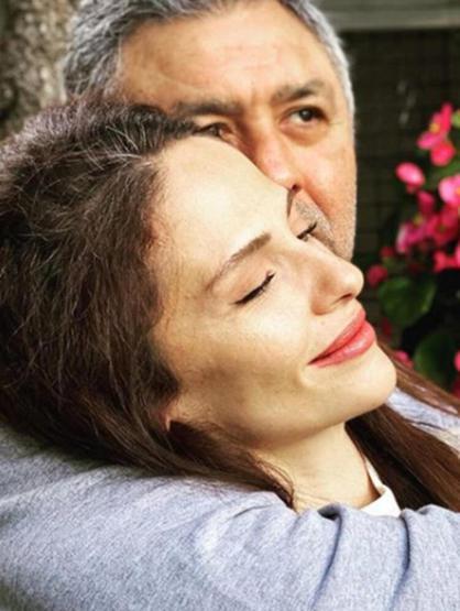 Sinem Usludan romantik evlilik yıl dönümü paylaşımı
