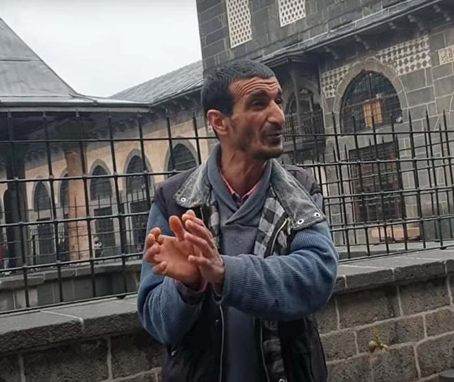 Filozof Ramazanın psikiyatri kliniğine yatırılması sosyal medyada gündem oldu