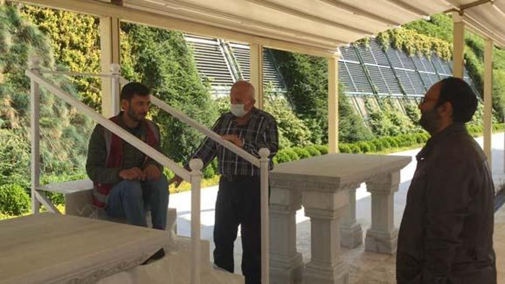 Çamlıca Camii Cuma namazına hazırlanıyor