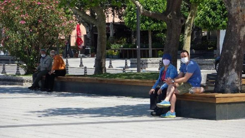 Vatandaşlar 2 ay sonra açılan kordon boyuna akın etti