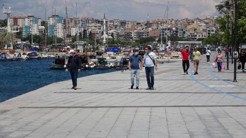 Vatandaşlar 2 ay sonra açılan kordon boyuna akın etti