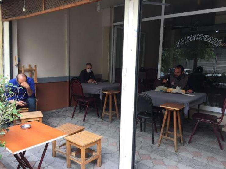 İstanbulda kıraathaneler açıldı