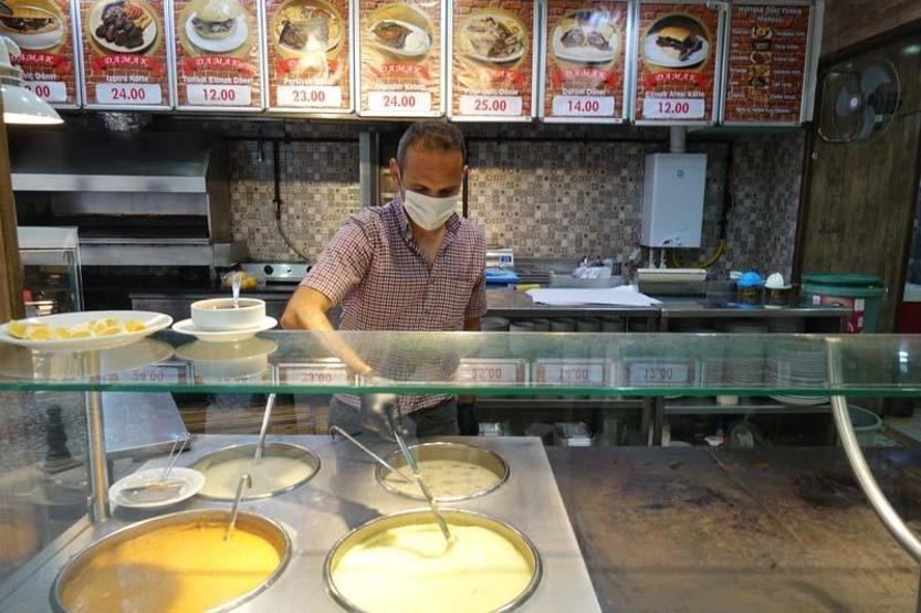 Kısıtlamalar kalktı Restoran ve kafeler yeniden açıldı