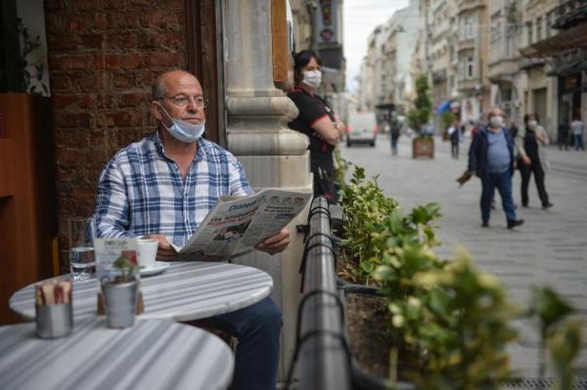 Taksimde yeni normalin ilk günü