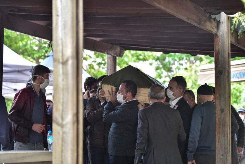 Dilek hemşire son yolculuğuna uğurlandı