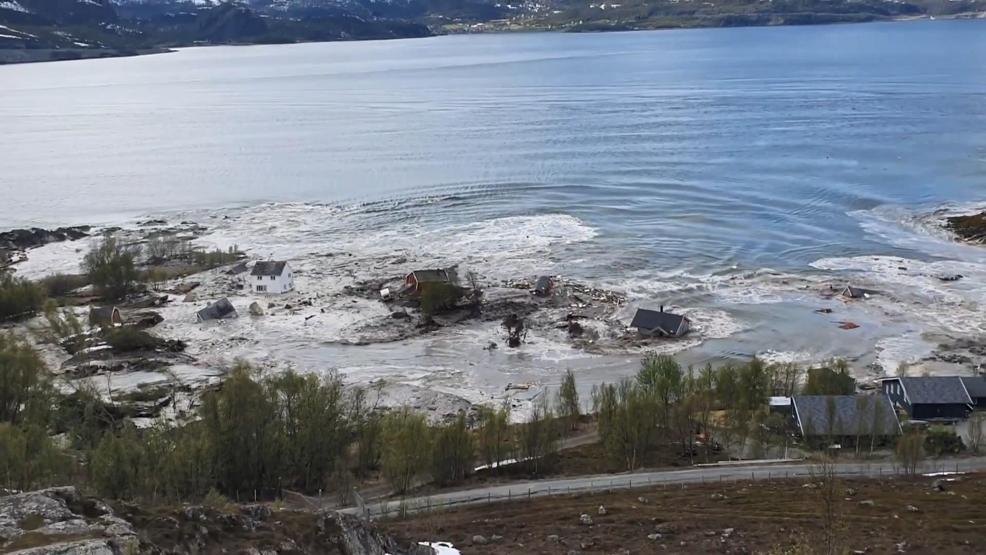 Norveç’te toprak kayması saniye saniye böyle görüntülendi