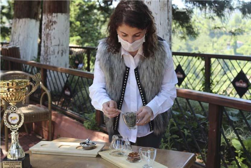 Şifa deposu beyaz çay kilosu 4 bin 500 TLden satılıyor