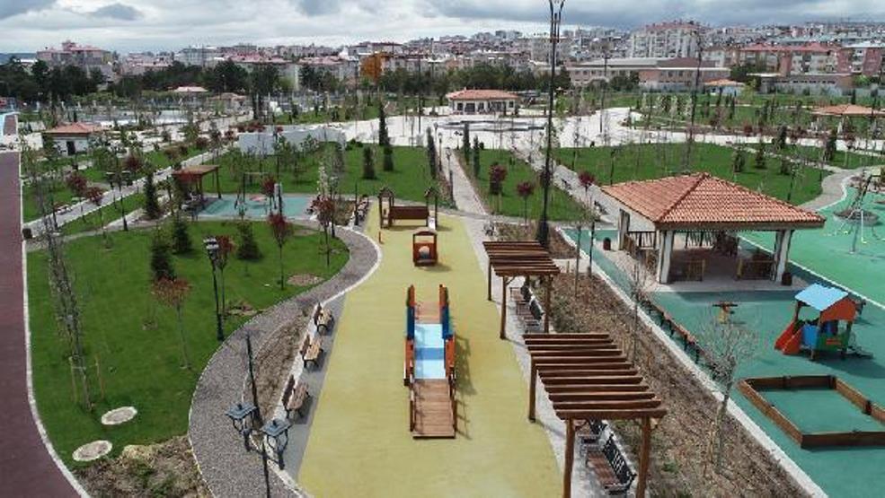 Anadolunun en büyük millet bahçesi açıldı