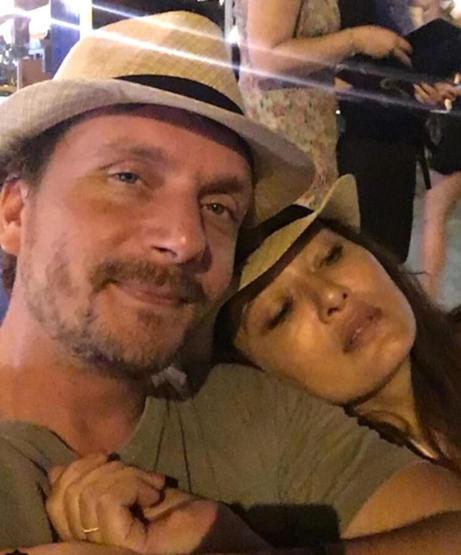 Nurgül Yeşilçayın oğlu ve sevgilisiyle Bodrum planı