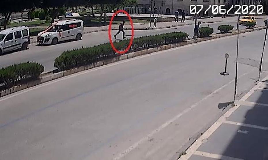 Anzak Koyu yolu, heyelan riski nedeniyle trafiğe kapatıldı