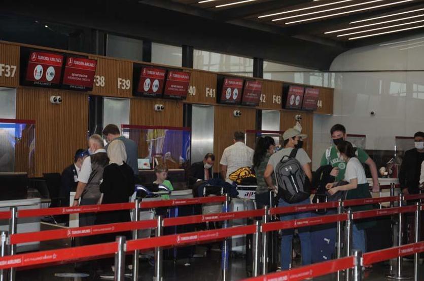 Son dakika haberi: İstanbul Havalimanında yurt dışı uçuşlar başladı