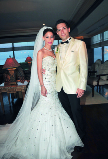 Burcu Esmersoy ve Allen Hakko ayrıldı