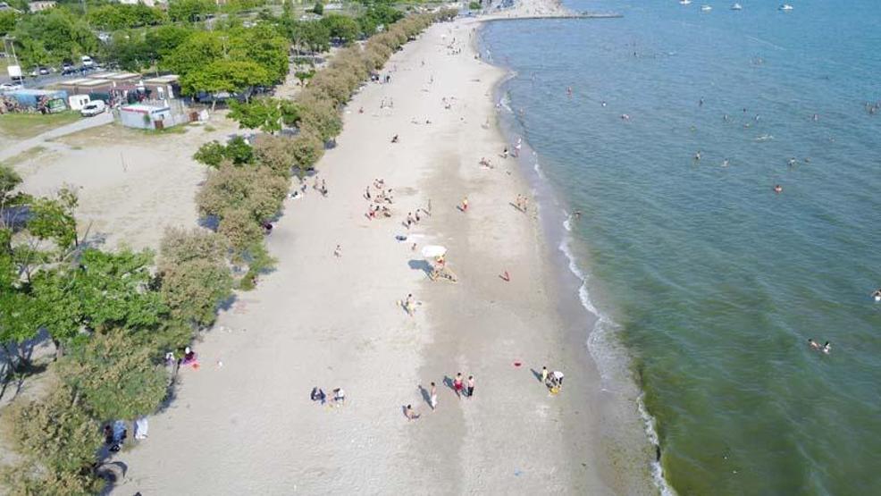 Plajlardaki yoğunluk böyle görüntülendi