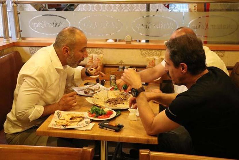 Tadanların vazgeçemediği asırlık lezzet İl dışından bile gelen var
